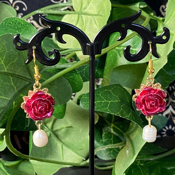 Handmade Red Rose-White Beaded Choker with Natural Freshwater Pearl Jewelry Set - Picture 8 of 11